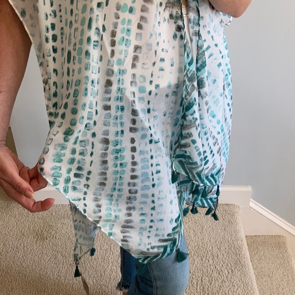 Teal Green Print Boho Kimono - Picture 5 of 7